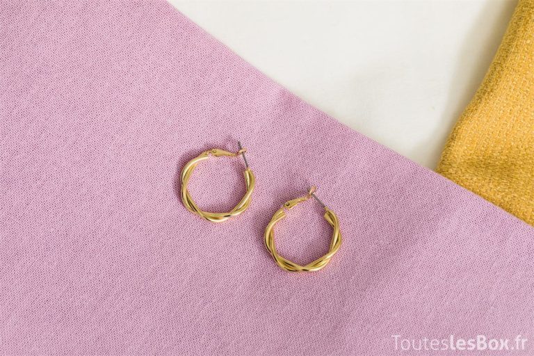 Les Boucles d'oreilles créoles de la My Little Box de novembre 2021