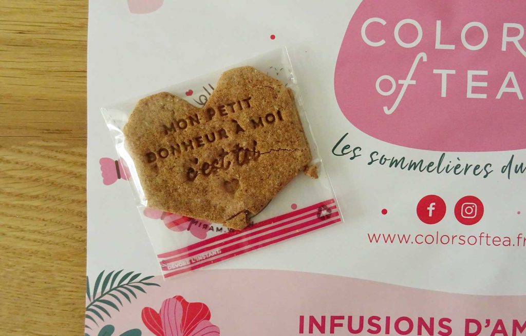 Colors of tea infusions d'amour biscuit message Marinette