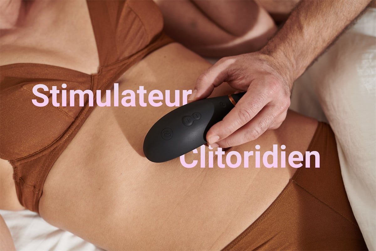 Stimulateur Clitoridien Premium - Blueberry WOMA…